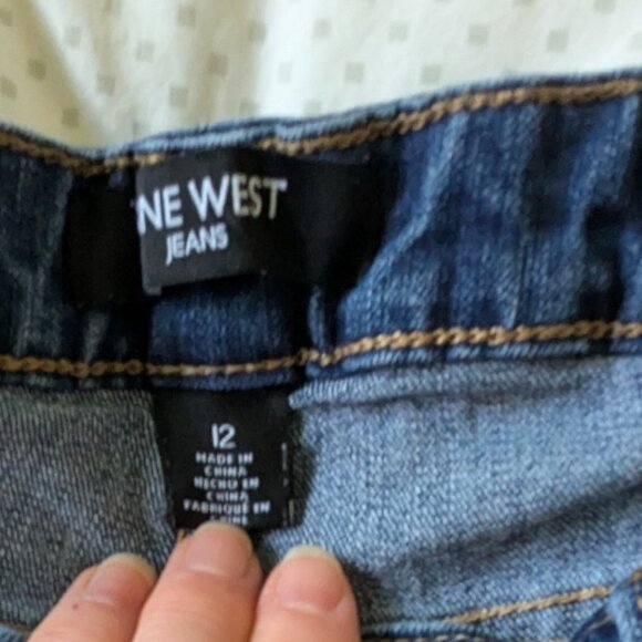 Nine West embroidered Jeans - Picture 5 of 5